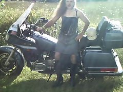 Rebecca&,#039,s goldwing.